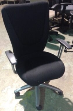 USED High-Back Fabric Executive Chair in Black